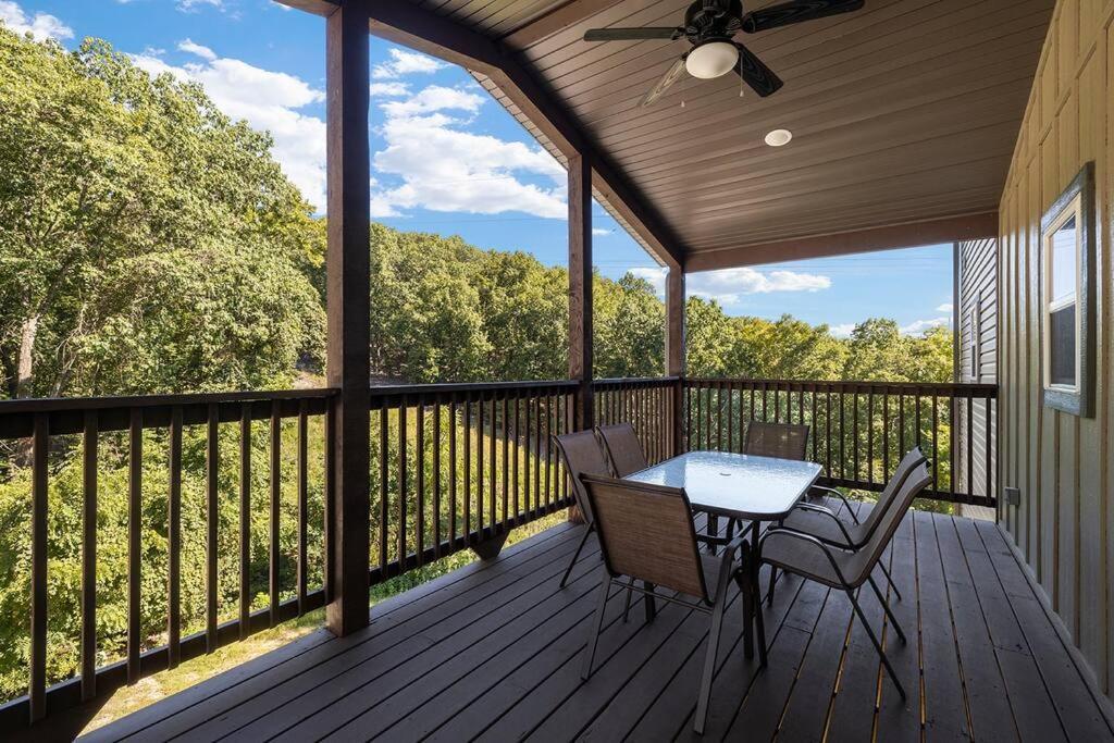 Rock And Timber Lodge แบรนสัน ภายนอก รูปภาพ